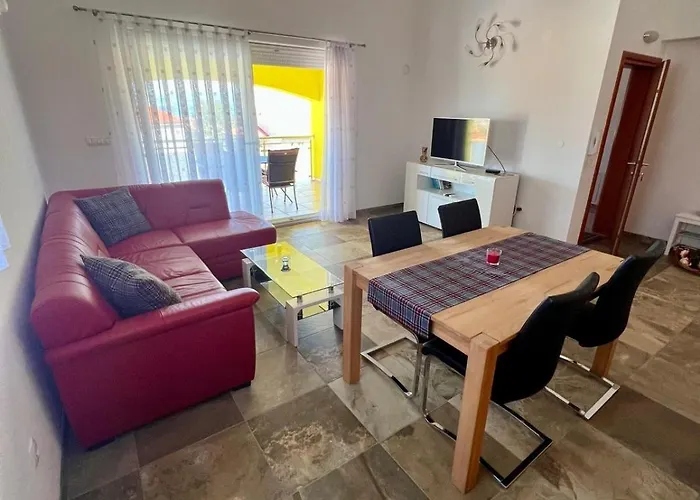 Apartament The Yellow House Sveti Anton (Krk)